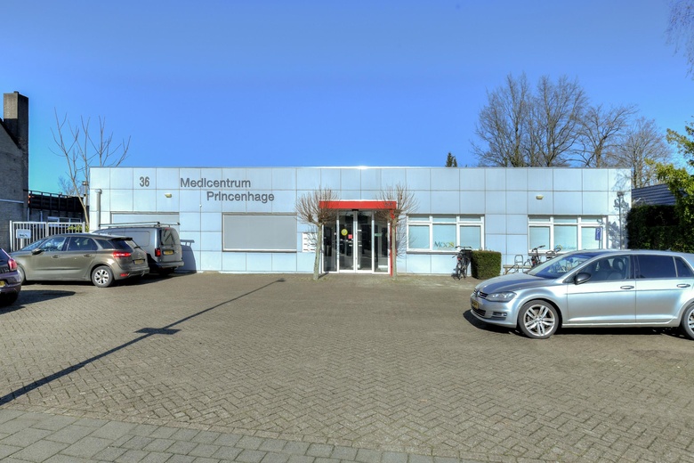 Bekijk foto 1 van Wethouder van Haperenstraat 36 B