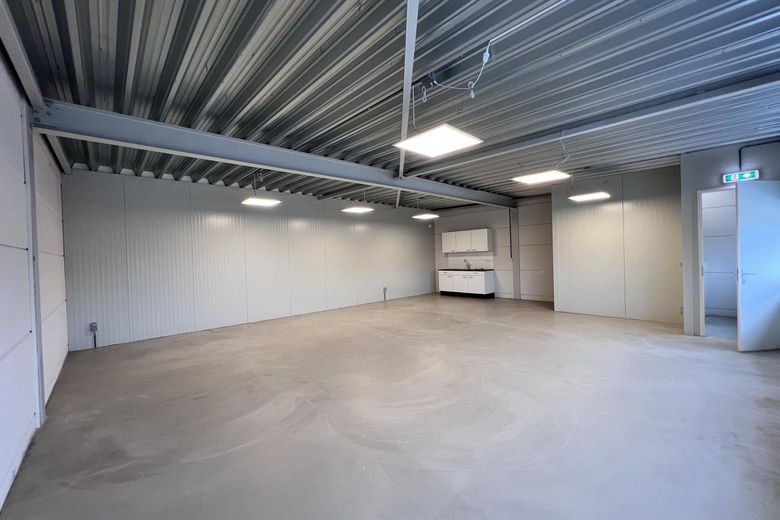 BedrijfsruimteaanKeurmeesterstraat 35<br/> inAmstelveen BedrijfsruimteaanKeurmeesterstraat 35<br/> inAmstelveen