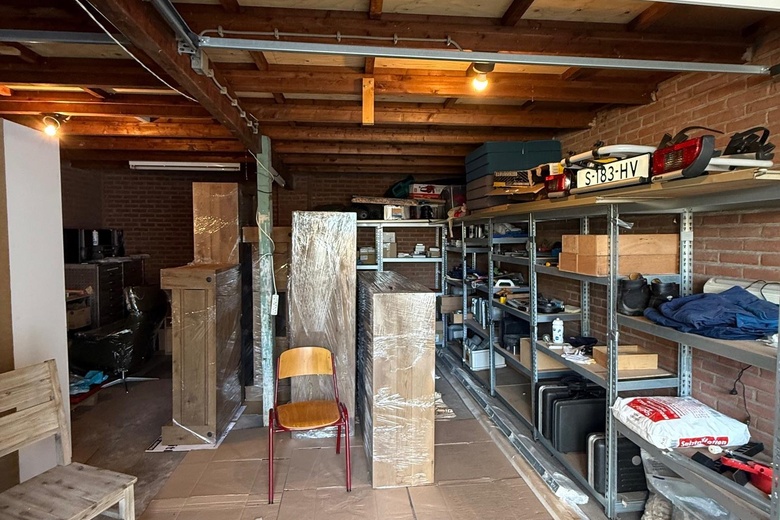 Bedrijfsruimteaan's-Gravenzandseweg 109<br/> inNaaldwijk