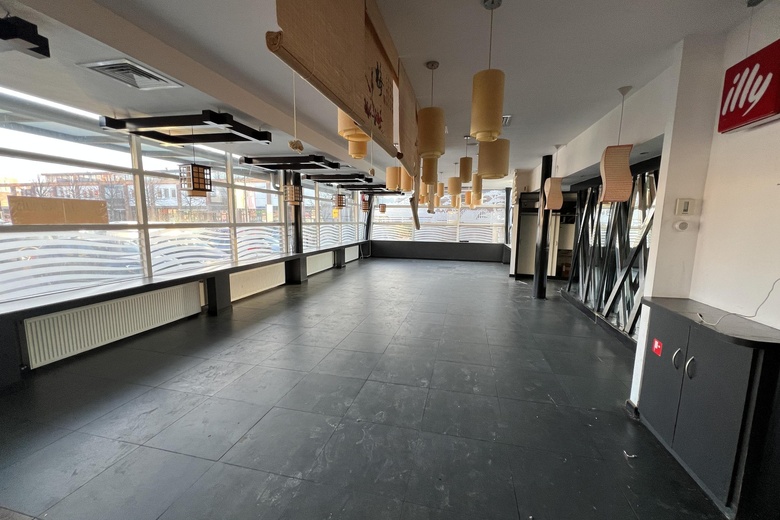 WinkelruimteaanVierwiekenplein 105<br/> inOud-Beijerland