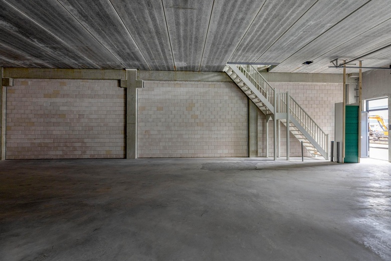 BedrijfsruimteaanZuiderloswal 5<br/> inHilversum BedrijfsruimteaanZuiderloswal 5<br/> inHilversum