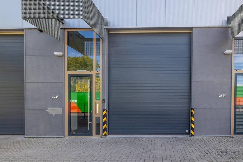 BedrijfsruimteaanOude Amersfoortseweg 253 F<br/> inHilversum BedrijfsruimteaanOude Amersfoortseweg 253 F<br/> inHilversum