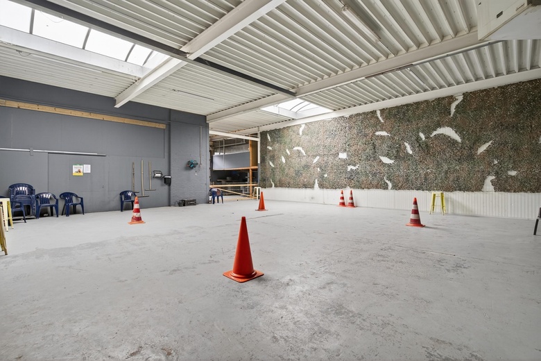 BedrijfsruimteaanHamerstraat 24<br/> inHengelo