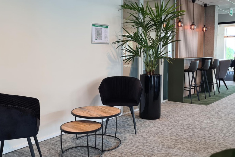 KantoorruimteaanBahialaan 100<br/> inRotterdam