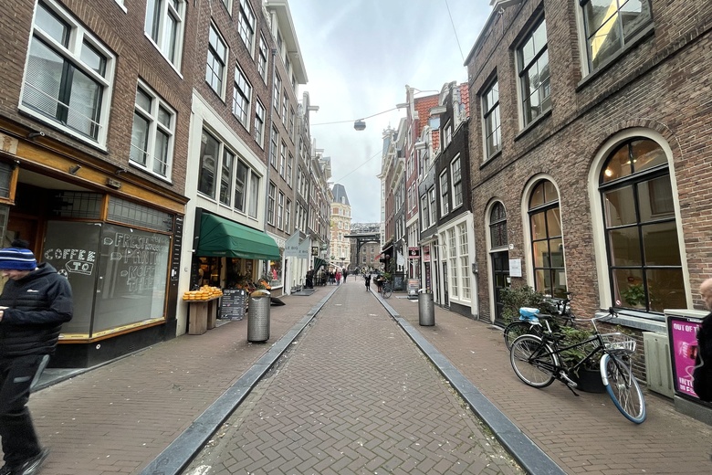 Bekijk foto 19 in  aan de  in 