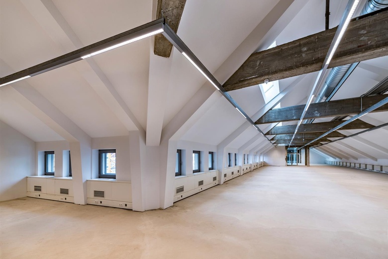 KantoorruimteaanCoolsingel 135<br/> inRotterdam KantoorruimteaanCoolsingel 135<br/> inRotterdam