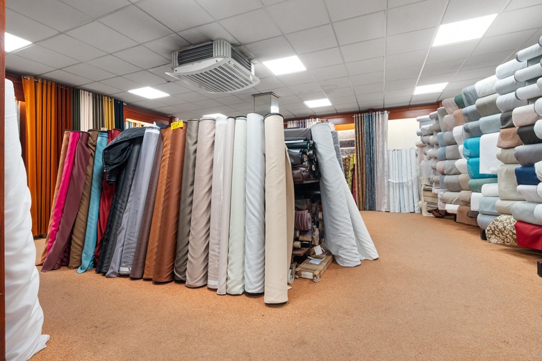 WinkelruimteaanAlbert Cuypstraat 268 - 270<br/> inAmsterdam