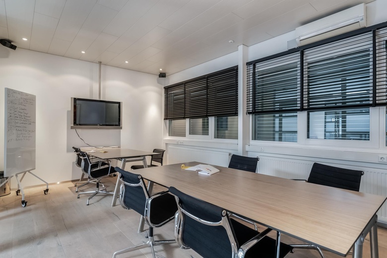 BedrijfsruimteaanSniep 103<br/> inDiemen