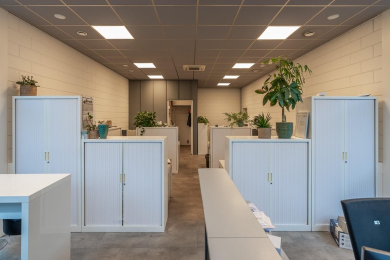 BedrijfsruimteaanDamweg 3<br/> inSchoorl