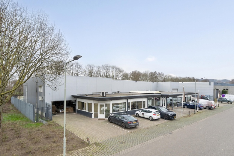 BedrijfsruimteaanWeerterveld 13<br/> inMeerssen