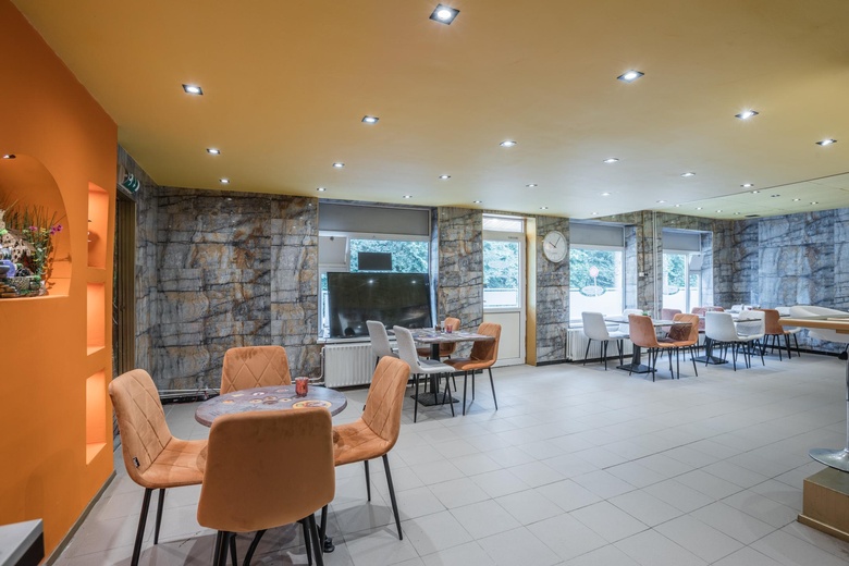 HorecaaanHoofdweg 182<br/> inFinsterwolde