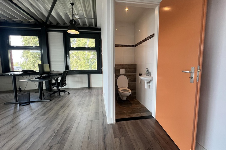 BedrijfsruimteaanTokyostraat 17 S<br/> inLijnden