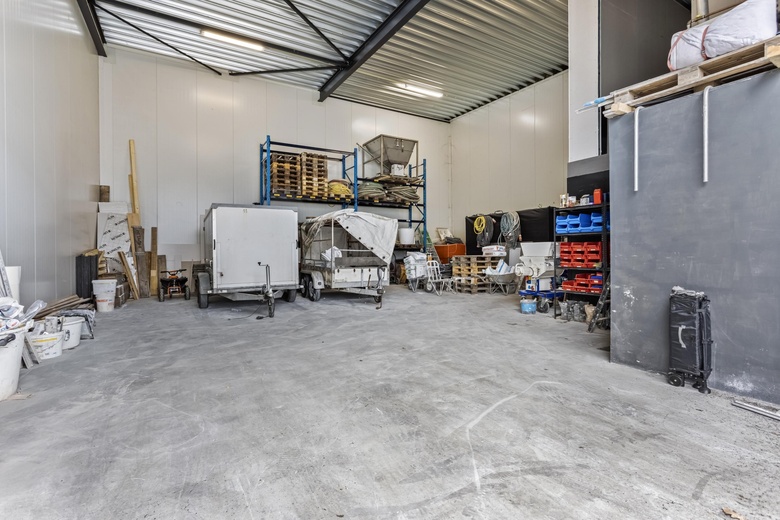 BedrijfsruimteaanFriezenweg 20<br/> inOss BedrijfsruimteaanFriezenweg 20<br/> inOss