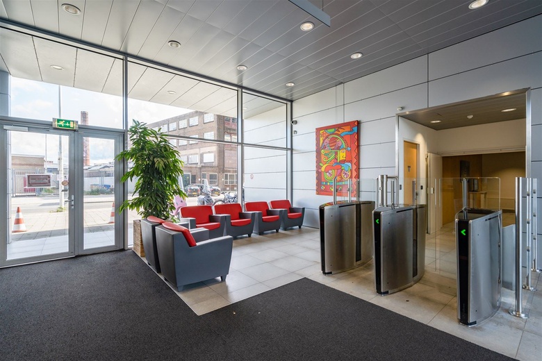 KantoorruimteaanMarconistraat 2<br/> inRotterdam KantoorruimteaanMarconistraat 2<br/> inRotterdam
