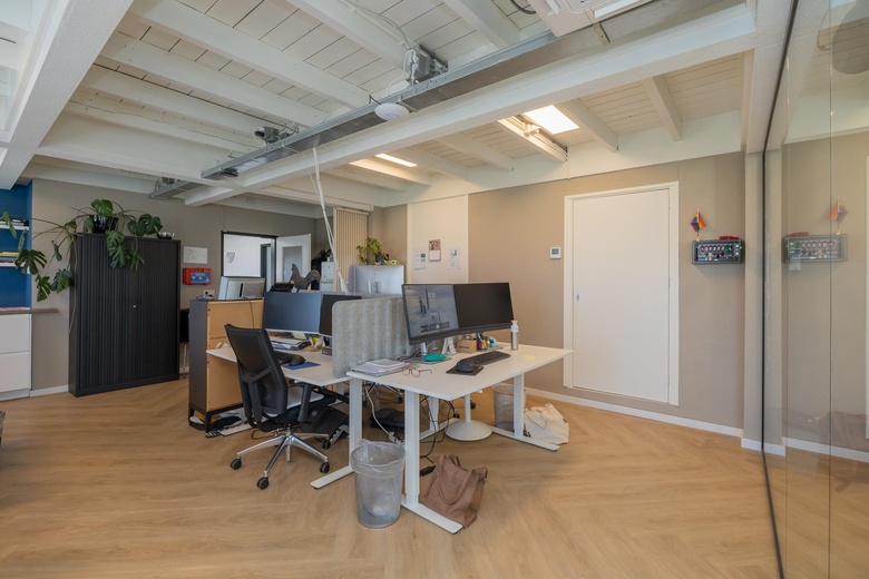 KantoorruimteaanTorenlaan 1 a<br/> inVoorhout KantoorruimteaanTorenlaan 1 a<br/> inVoorhout