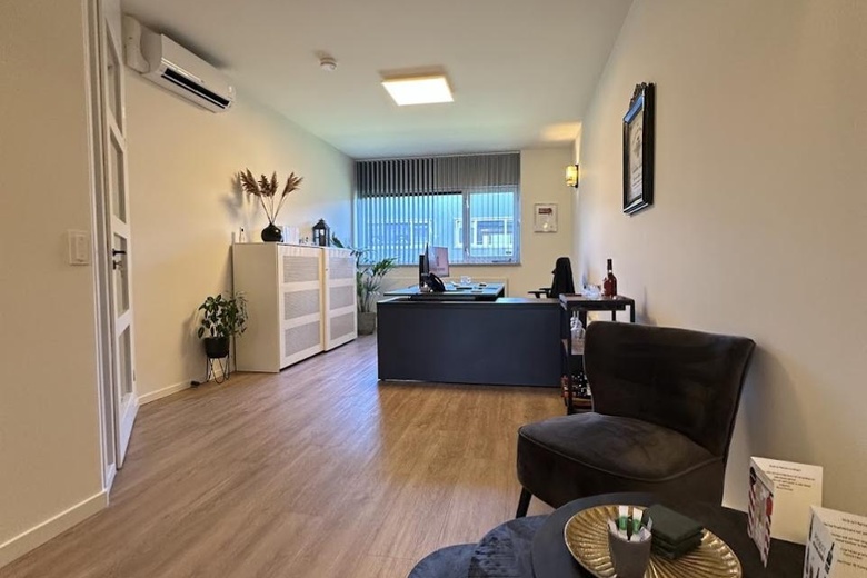 KantoorruimteaanRokkeveenseweg 34<br/> inZoetermeer