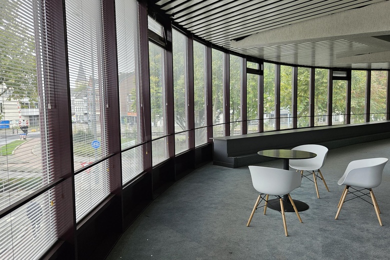 KantoorruimteaanSpoorsingel 1 A<br/> inHeerlen