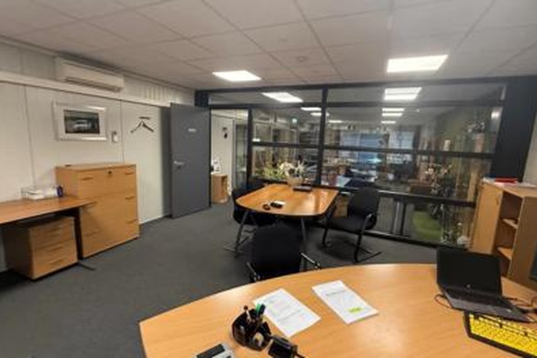 BedrijfsruimteaanJohn F. Kennedylaan 19 F<br/> inValkenswaard