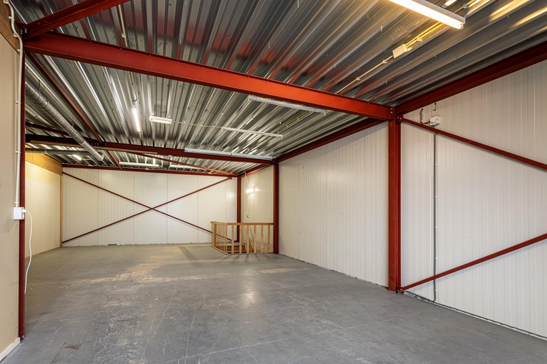 BedrijfsruimteaanSpoorstraat 19<br/> inBorculo