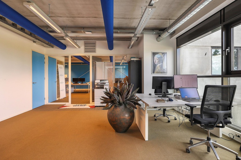 BedrijfsruimteaanKoperstraat 42<br/> inAlmere BedrijfsruimteaanKoperstraat 42<br/> inAlmere