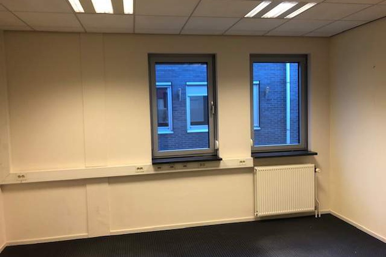 KantoorruimteaanEkkersrijt 1412 1e etage<br/> inSon en Breugel KantoorruimteaanEkkersrijt 1412 1e etage<br/> inSon en Breugel
