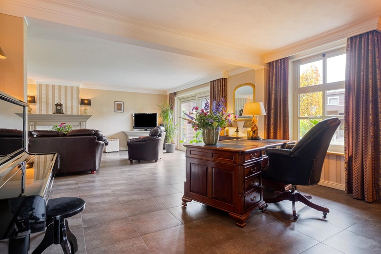 BedrijfsruimteaanHeesterseweg 27<br/> inGeffen