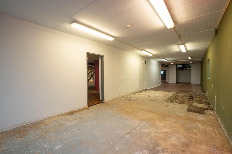 BedrijfsruimteaanParallelweg 58<br/> inGeleen BedrijfsruimteaanParallelweg 58<br/> inGeleen