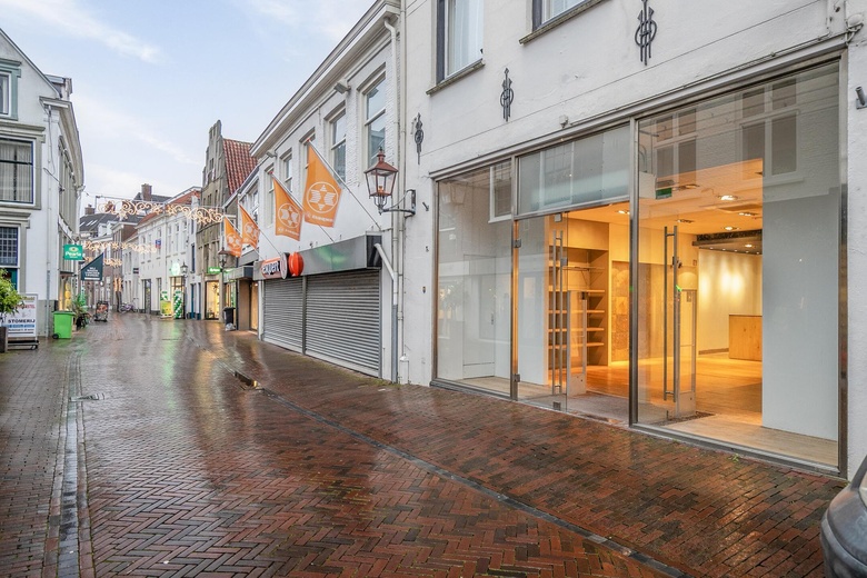 WinkelruimteaanDonkerstraat 18<br/> inHarderwijk WinkelruimteaanDonkerstraat 18<br/> inHarderwijk