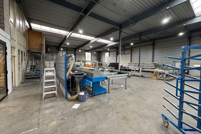 BedrijfsruimteaanDe Beverspijken 15 B<br/> inDen Bosch BedrijfsruimteaanDe Beverspijken 15 B<br/> inDen Bosch