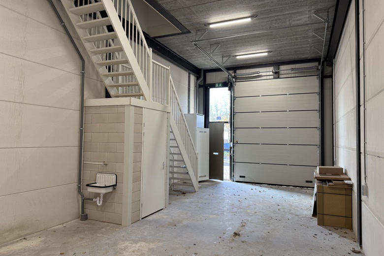 BedrijfsruimteaanReedijk 8 F 28<br/> inHeinenoord