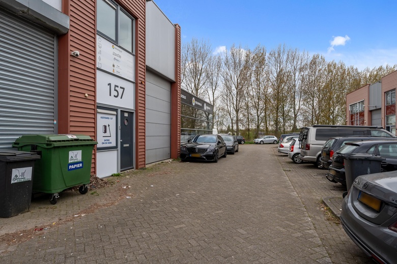 BedrijfsruimteaanKiotoweg 157<br/> inRotterdam