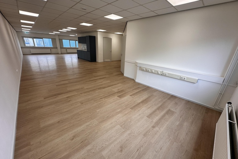 Kantoorruimteaande Oude Veiling 72<br/> inZwaag
