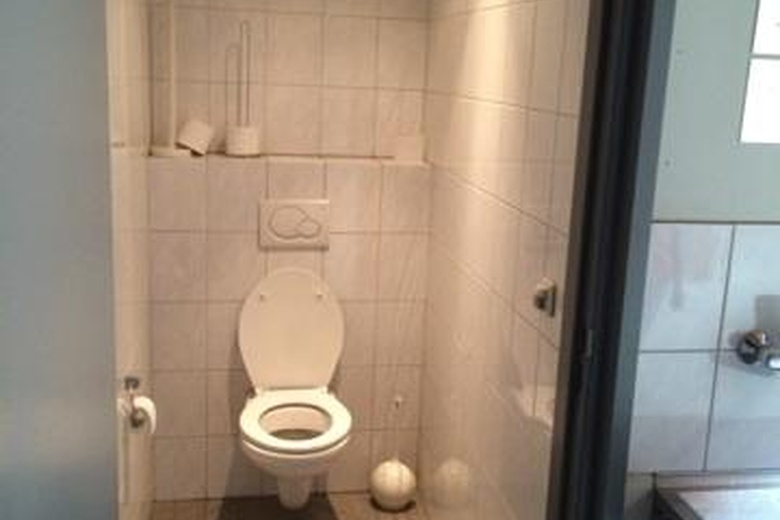 BedrijfsruimteaanBreinderveldweg 17 B<br/> inSchinnen