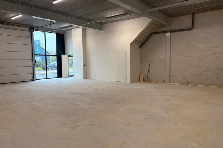 BedrijfsruimteaanOverspoor 47 B<br/> inNibbixwoud