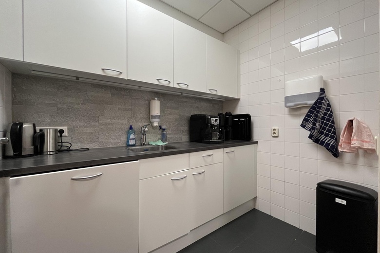 KantoorruimteaanKwekerijweg 2 A<br/> inZeist KantoorruimteaanKwekerijweg 2 A<br/> inZeist