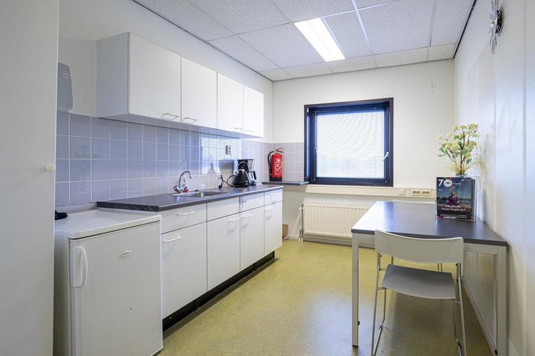 BedrijfsruimteaanMaatschapslaan 41<br/> inAlphen aan den Rijn BedrijfsruimteaanMaatschapslaan 41<br/> inAlphen aan den Rijn
