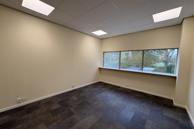 BedrijfsruimteaanNeutronstraat 7 8<br/> inGroningen