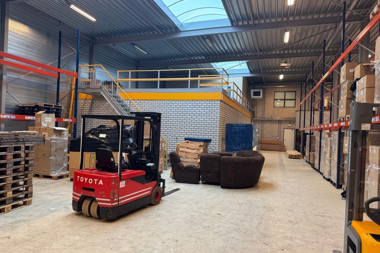 Bedrijfsruimte Rosmalen - De Kleine Elst 55 - Foto 2