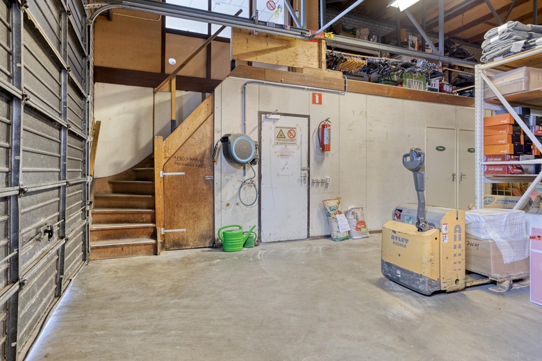 BedrijfsruimteaanOude Moerstraatsebaan 31<br/> inBergen op Zoom BedrijfsruimteaanOude Moerstraatsebaan 31<br/> inBergen op Zoom