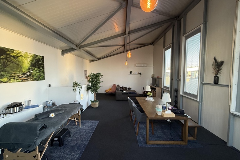 BedrijfsruimteaanHoofdweg-Noord 9 e<br/> inNieuwerkerk aan den IJssel