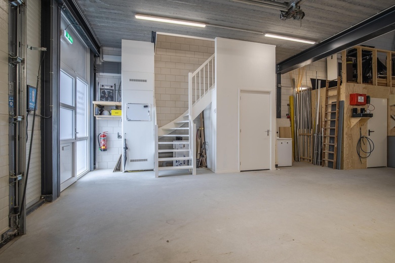BedrijfsruimteaanIndustrieweg 6 b<br/> inElst BedrijfsruimteaanIndustrieweg 6 b<br/> inElst