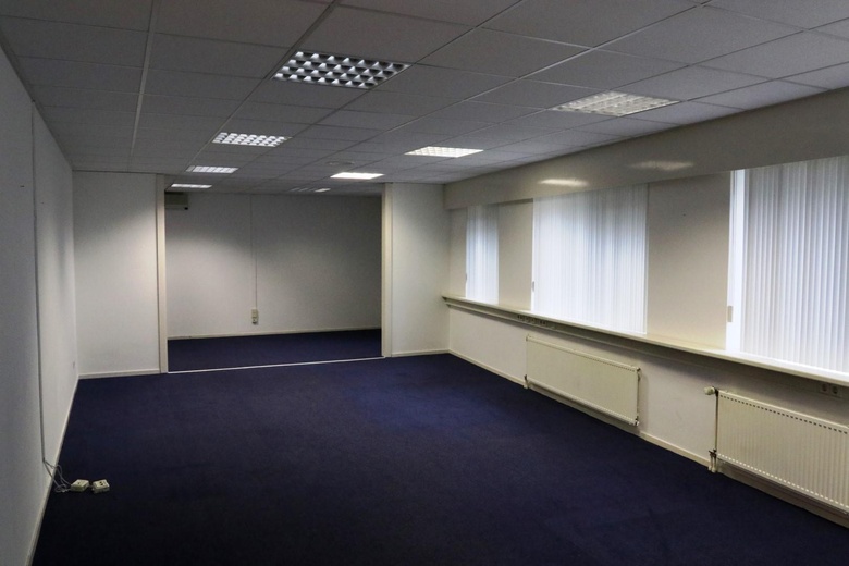 KantoorruimteaanMarconistraat 21<br/> inTiel KantoorruimteaanMarconistraat 21<br/> inTiel