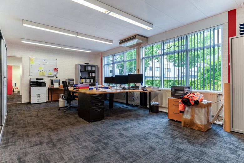 BedrijfsruimteaanGulberg 22<br/> inNuenen BedrijfsruimteaanGulberg 22<br/> inNuenen