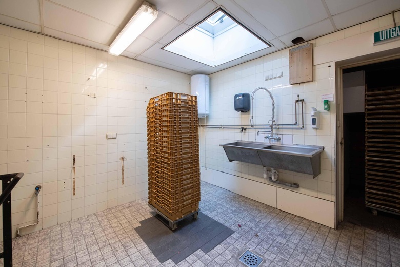 WinkelruimteaanHuizerweg 134<br/> inBussum WinkelruimteaanHuizerweg 134<br/> inBussum