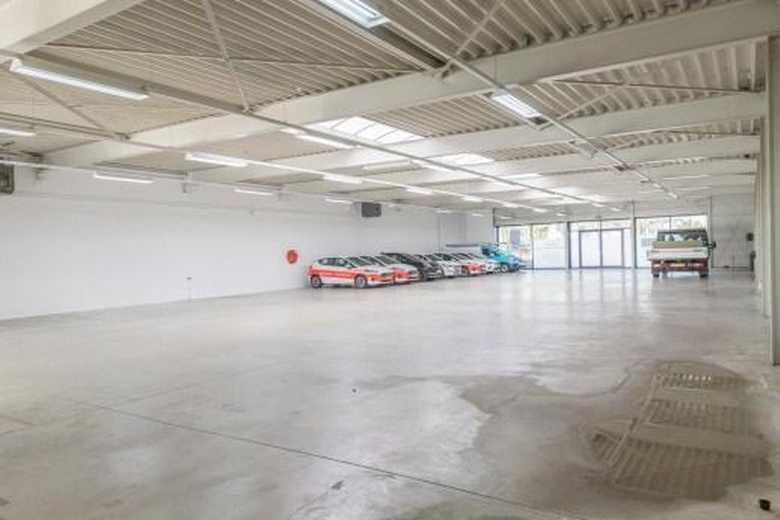 BedrijfsruimteaanHofkamp 25 25A<br/> inGeleen