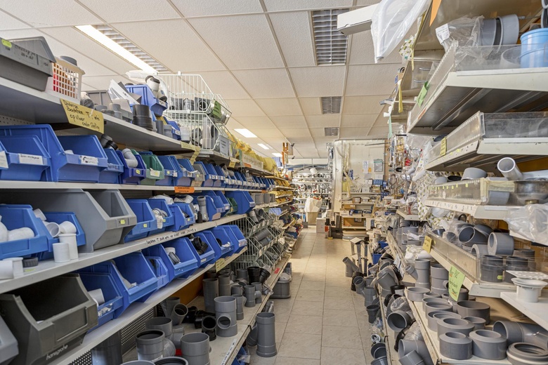 BedrijfsruimteaanOldenzaalsestraat 27 - 29<br/> inLosser