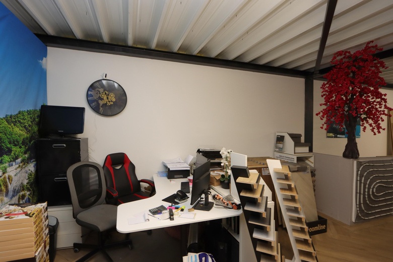 BedrijfsruimteaanSchutweg 21 19<br/> inLelystad