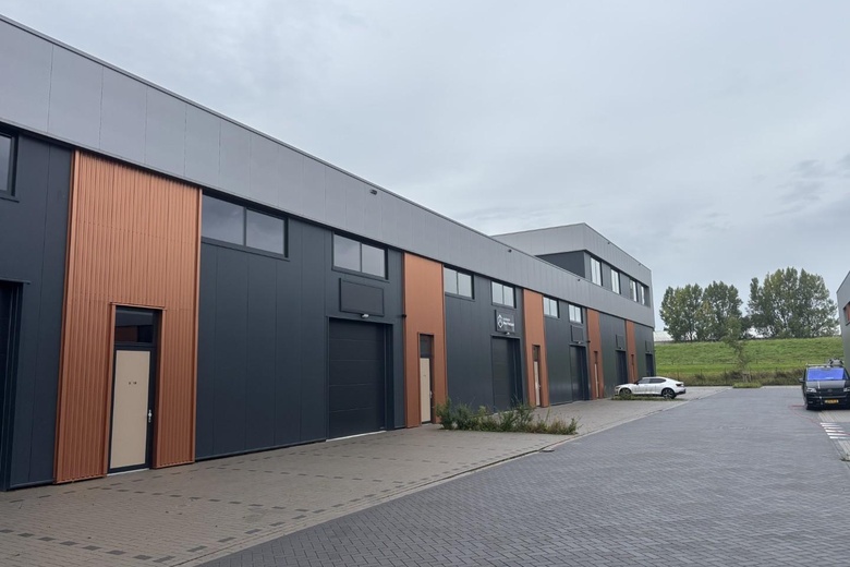 BedrijfsruimteaanAgriport 9 18<br/> inMiddenmeer