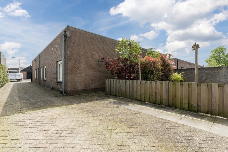 BedrijfsruimteaanAnsjovisweg 10<br/> inBunschoten BedrijfsruimteaanAnsjovisweg 10<br/> inBunschoten