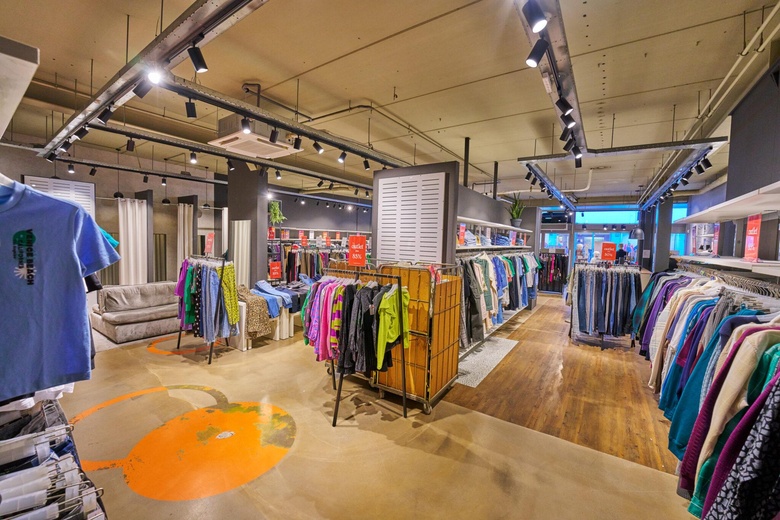 WinkelruimteaanVijfMeiplein 29<br/> inLeiden WinkelruimteaanVijfMeiplein 29<br/> inLeiden